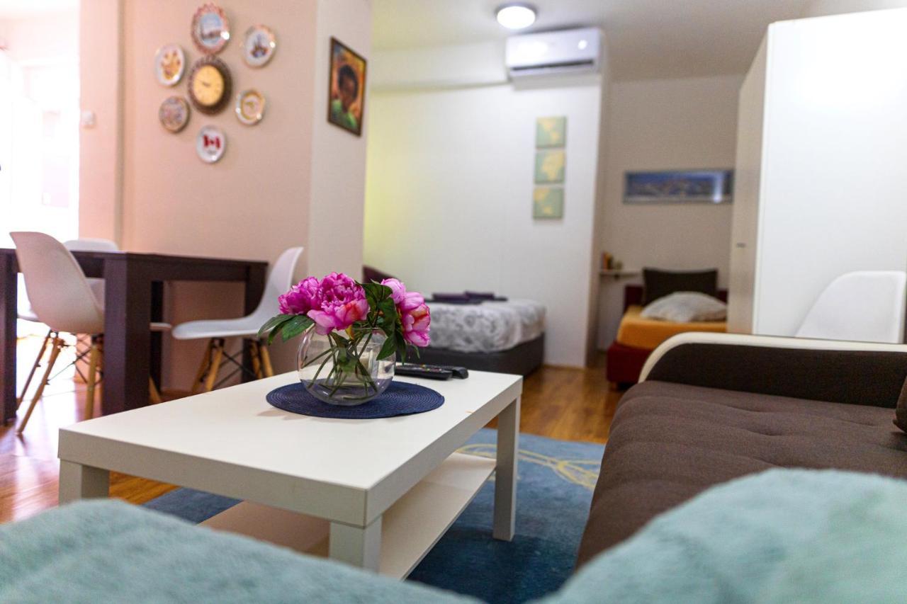 S&N Apartments Nis Luaran gambar